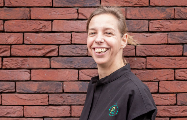 praktijk62-kinesitherapie-osteopahtie-team-Julie-Despiegelaere